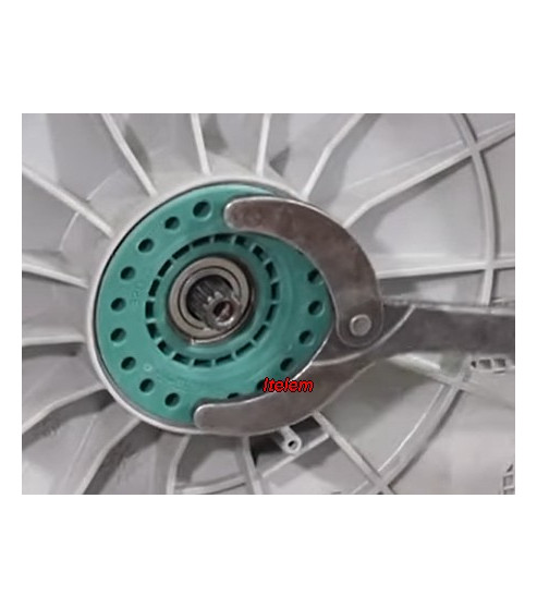 Palier gauche lave-linge Arthur-Martin