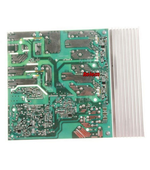 Module électronique de puissance plaque de cuisson Whirlpool Indésit 481010678515