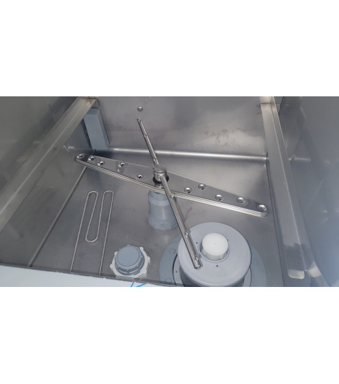 Intérieur du lave-vaisselle Elframo BE50 avec résistance, bras de lavage, filtre et tube de bonde accessibles