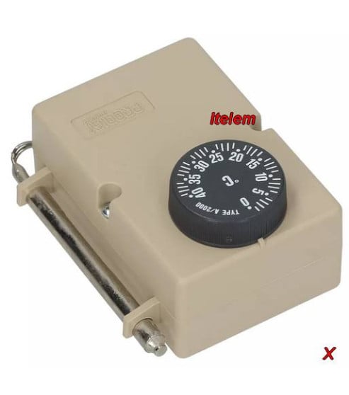 Thermostat universel 2000A 0°/+40°C chambre froide 2901082