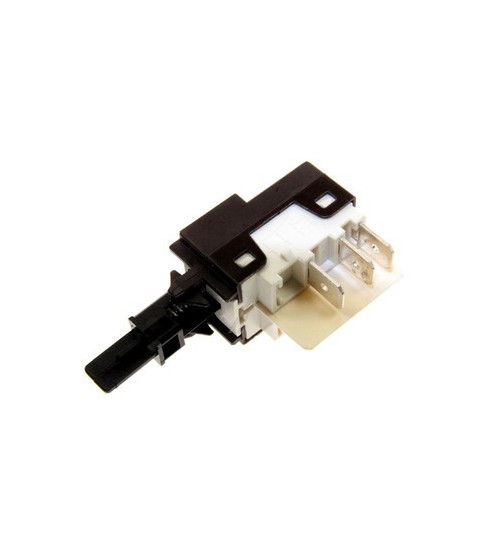 32x3347