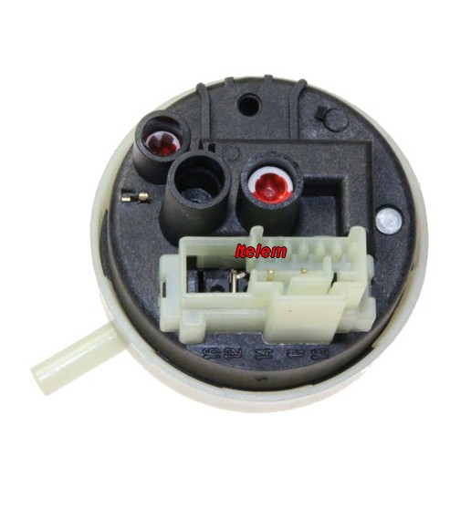 Pressostat lave-vaisselle Ariston Hotpoint C00278070