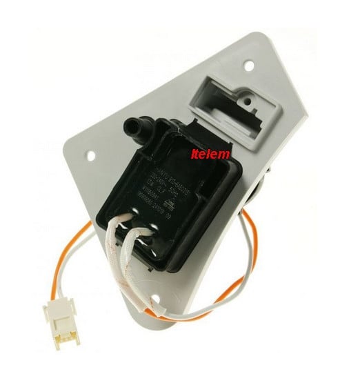Pompe de relevage sèche-linge Whirlpool C00627328