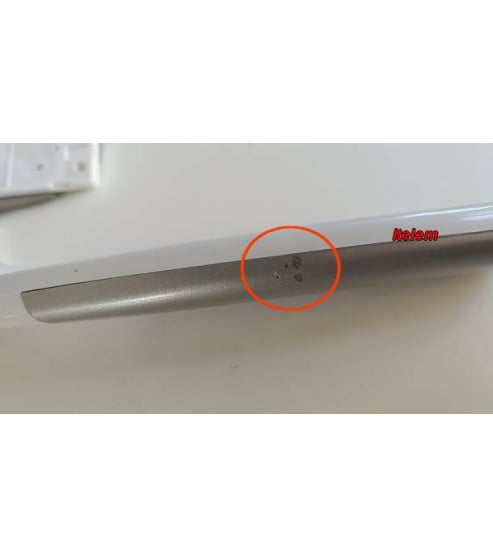 Poignée de porte réfrigérateur Beko (Endommagée) 4328000100